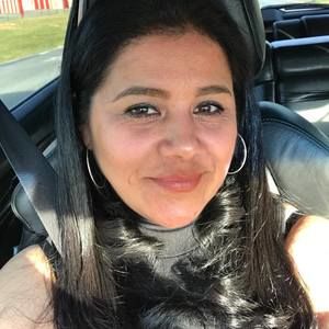 Meet your Posher, Lorena